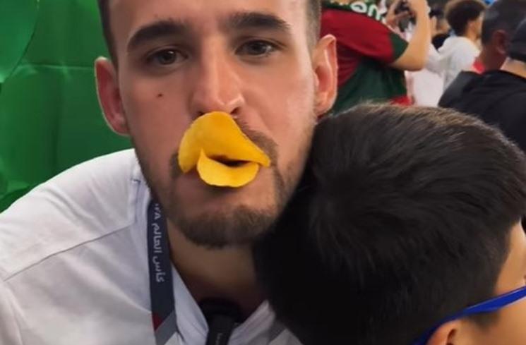 Potret anak Nikita Mirzani nonton Piala Dunia di Qatar. (Instagram/@nikitamirzanimawardi_172)