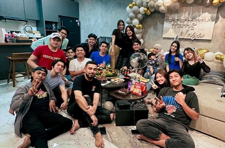 Potret Harris Vriza Rayakan Ultah ke-29 (instagram/@harrisvriza)