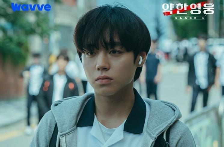 Potret Park Ji Hoon di Weak Hero Class 1 (Instagram/@wavve.official)