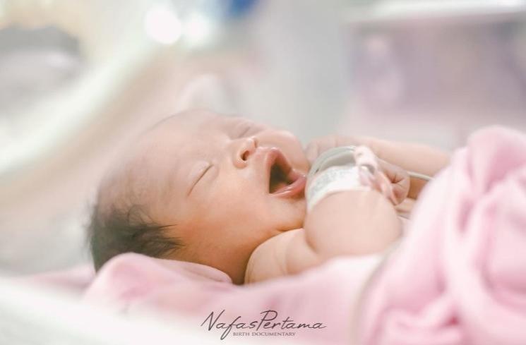 Potret Baby Sumehra Putri Syifa Adik Ayu Ting Ting (instagram/@syifaasyifaaa)