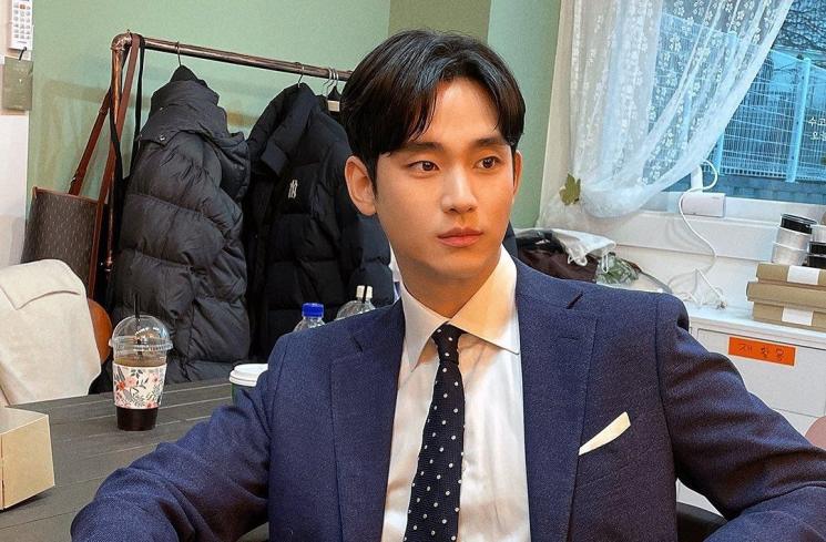 Artis Korea yang Dibesarkan Oleh Single Parent(Instagram/@soohyun_k126)