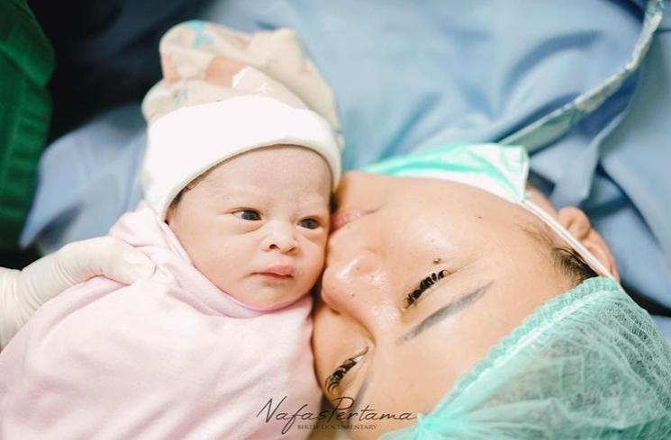 Potret Baby Sumehra Putri Syifa Adik Ayu Ting Ting (instagram/@syifaasyifaaa)