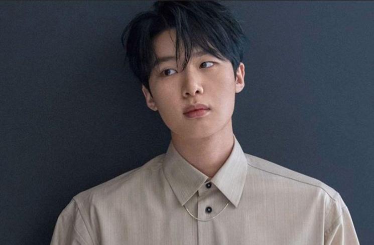 Artis Korea yang Dibesarkan Oleh Single Parent(Instagram/@kim_d.he)
