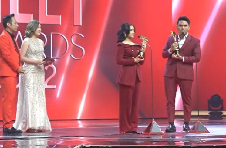 Momen Fuji Dapat Penghargaan. (YouTube/Fuji an)