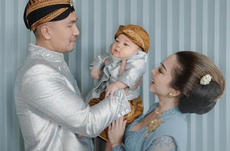 potret Nikita Willy kembali raih body goals setelah melahirkan. (Instagram/@nikitawillyofficial94)
