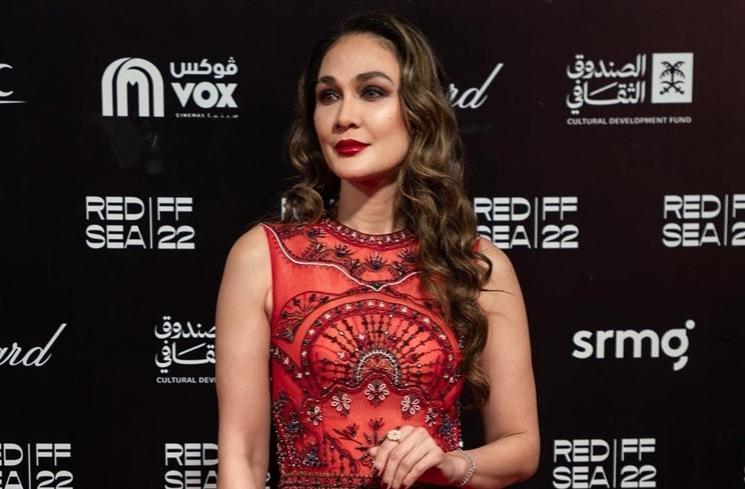 Potret Luna Maya di Red Sea Film Festival (instagram/@harthi7c)