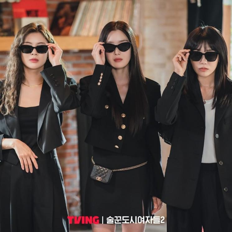 Pesona Lee Sun Bin di Work Later Drink Now Season 2 (Instagram/@tving.official)