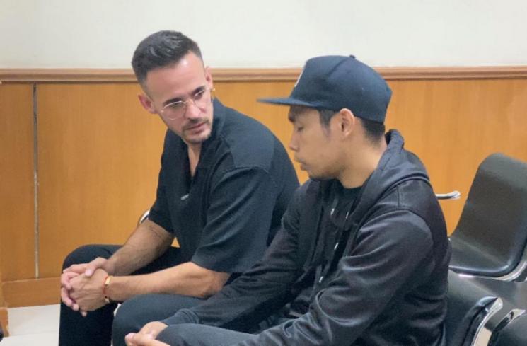Antonio Dedola, Pacar Nikita Mirzani di Pengadilan Negeri Serang. (MataMata.com/Adiyoga Priyambodo)