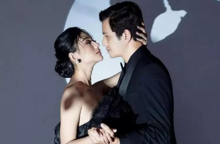 Pre-Wedding Seleb Paling Romantis (Instagram/@glencachysaraofficial)