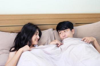 Aktivitas Seks bareng FWB Bikin Was-was? Ada Postpil yang Bisa Mencegah Kehamilan