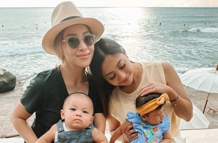 Potret Liburan Nikita Willy dan Adik di Bali. (Instagram/@nikitawillyofficial94)