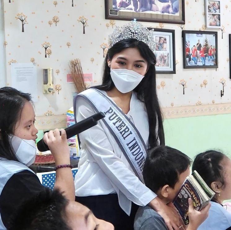 Potret Erina Gudono saat Ikut Ajang Puteri Indonesia. (Instagram/erinagudono)