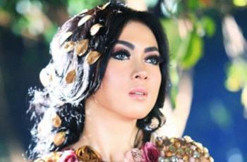 Syahrini Curhat Lewat Tausiyah UAS: Karakternya Dibunuh!