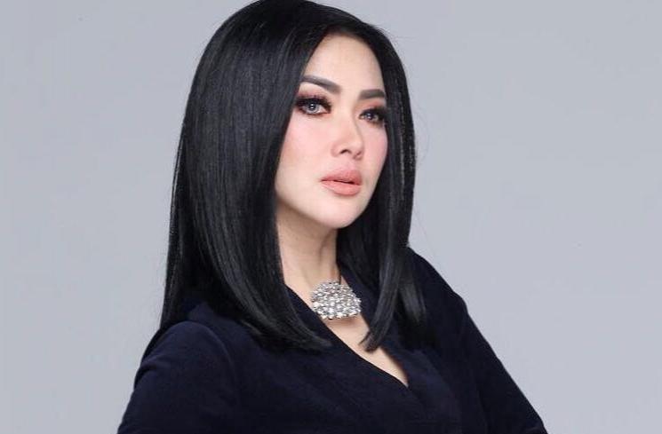 Potret Syahrini dari Masa ke Masa (Instagram/princessyahrini)