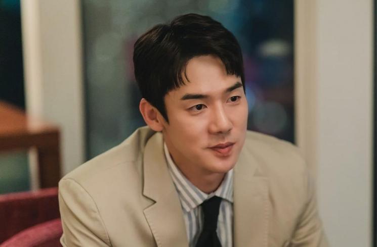 Potret Yoo Yeon Seok di The Interest of Love (Instagram/@jtbcdrama)