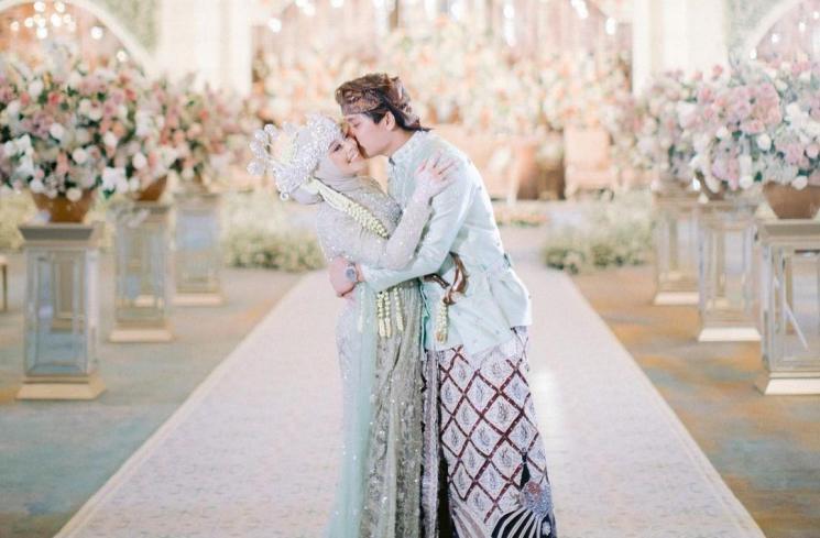 Artis Indonesia Dapat Mahar Miliaran Rupiah (Instagram/lestykejora)
