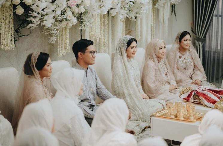 Pesona Allen Kakak Erina Gudono (instagram/@erinagudono)