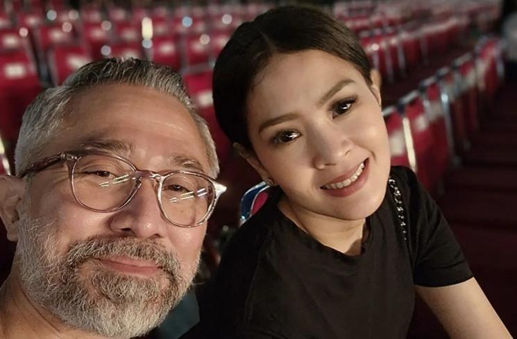 Potret Lukman Sardi bareng istri cantik. (Instagram/@lukmansrd)