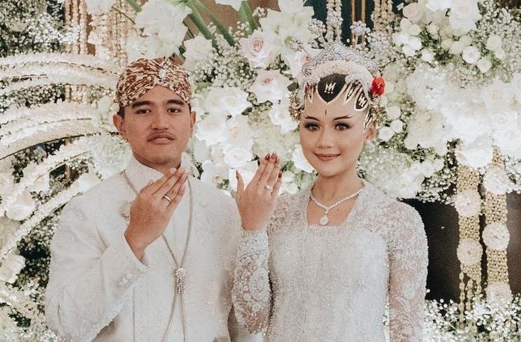 Detail Penampilan Erina Gudono saat Akad Nikah (Instagram/@morden.co)