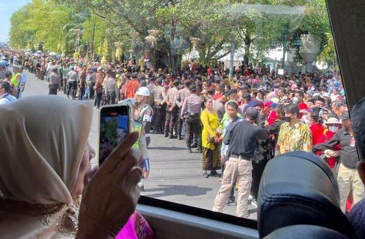 Potret Ngunduh Mantu Kaesang Pangarep dan Erina Gudono. (MataMata.com/Suwarjono)