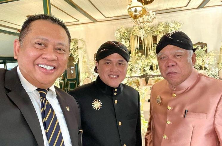 Potret Artis dan Petinggi di Akad Nikah Kaesang. (Instagram/bambang.soesatyo)