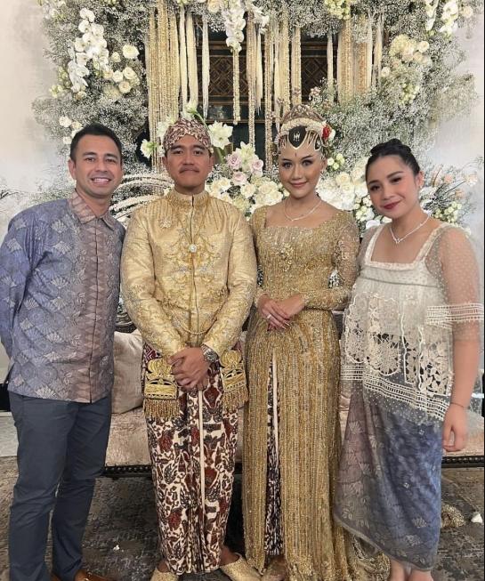 Gaya Nagita Slavina saat Kondangan (Instagram/raffinagita1717)