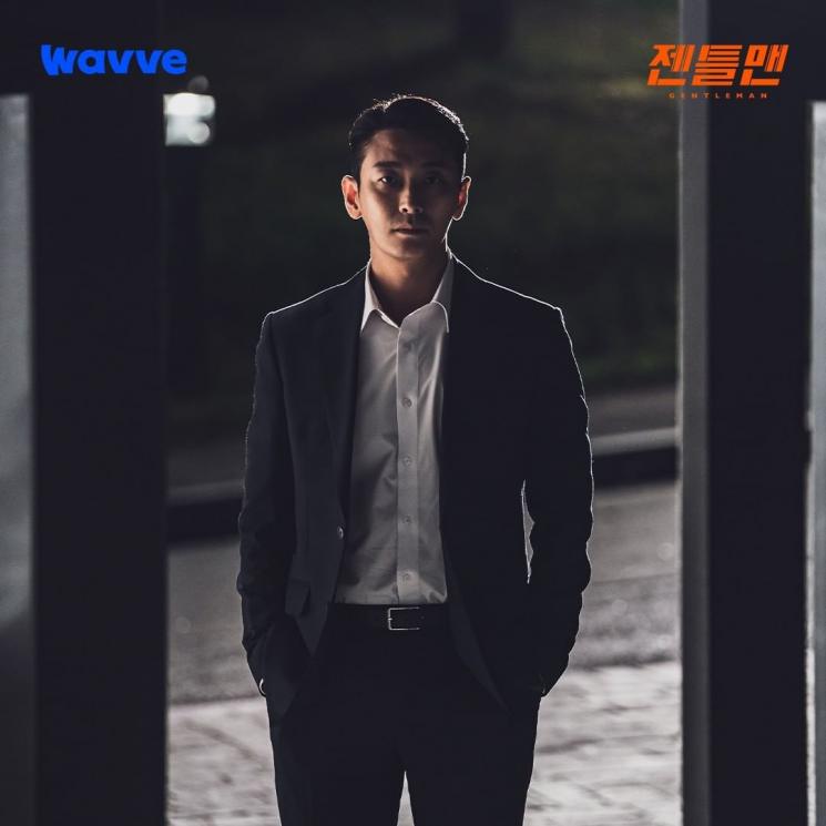 Adu Peran Pemain Film Gentleman (Instagram/@wavve.official)