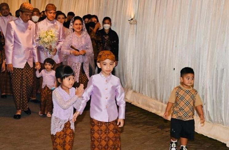 Tingkah Kocak Nahyan Nasution di Nikahan Kaesang (Twitter/@DewiTuwuh)