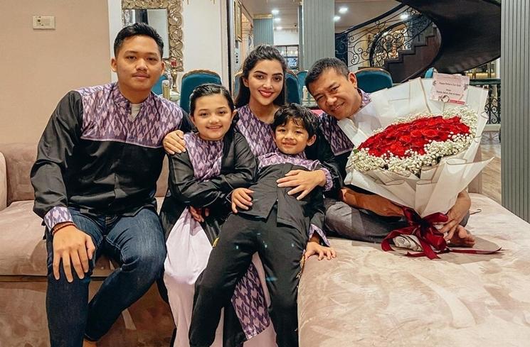 Potret Anak Sambung Artis (Instagram/@ashanty_ash)