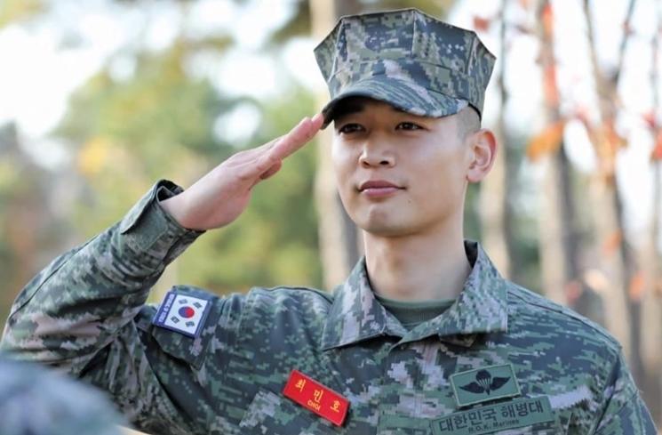 Artis Korea Jadi Tentara Aktif saat Wamil (allkpop)