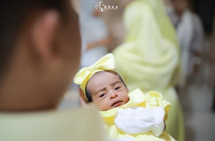 Potret Akikah Sumehra (instagram/@mom_ayting92_)