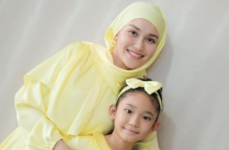 Potret Akikah Sumehra (instagram/@mom_ayting92_)