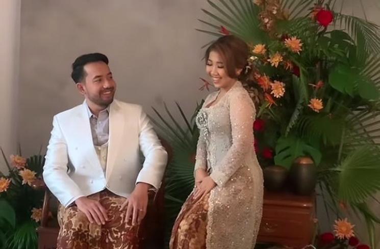 Potret Prewedding Kiky Saputri. (Instagram/revalhairstylist)