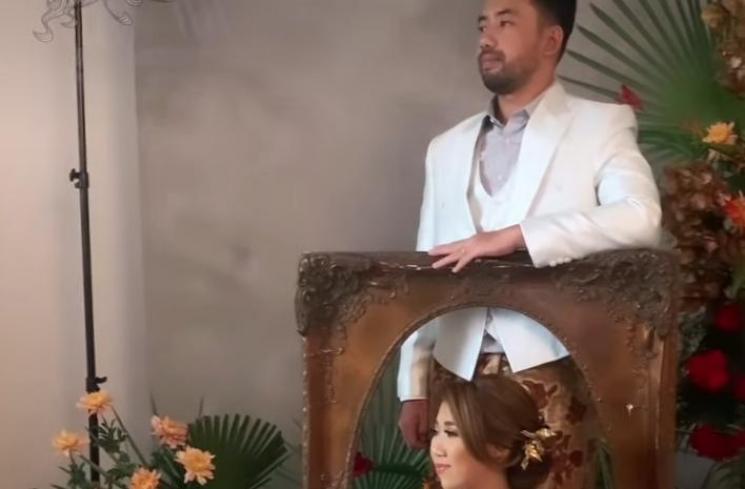 Potret Prewedding Kiky Saputri. (Instagram/revalhairstylist)