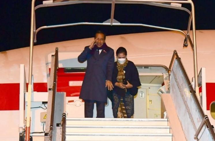 Perjalanan Cinta Jokowi dan Iriana. (Instagram/jokowi)