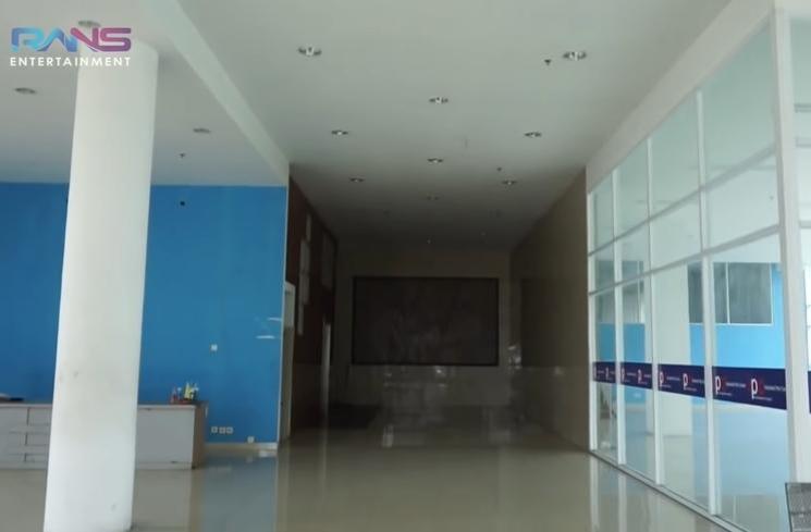 Gedung Mewah Rans Entertainment (Instagram/raffinagita1717)