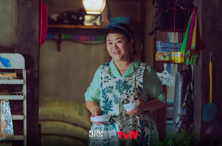 Potret Lee Jung Eun di Missing: The Other Side Season 2 (Instagram/@tvn_drama)