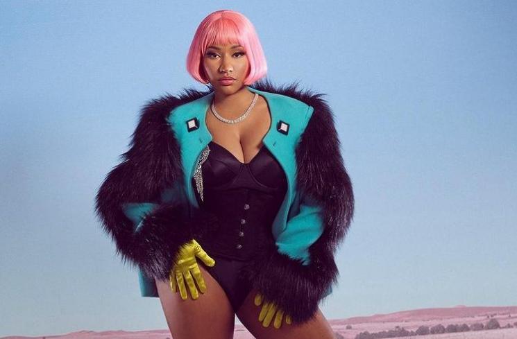 Artis Pernah Jadi Pelayan Restoran. (Instagram/nickiminaj)