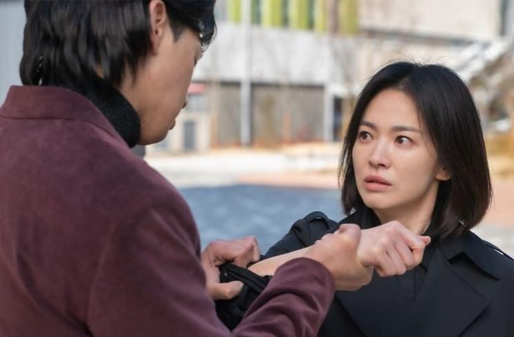 Pesona Song Hye Kyo di The Glory (Instagram/@netflixkr)