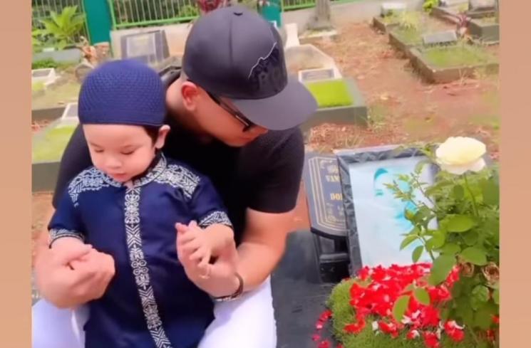 Gala Sky rayakan ulang tahun Vanessa Angel (Instagram/@fuji_an)