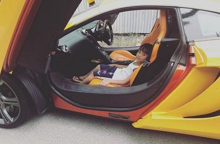 Mobil Mewah Artis (instagram/@ferdinan_sule)