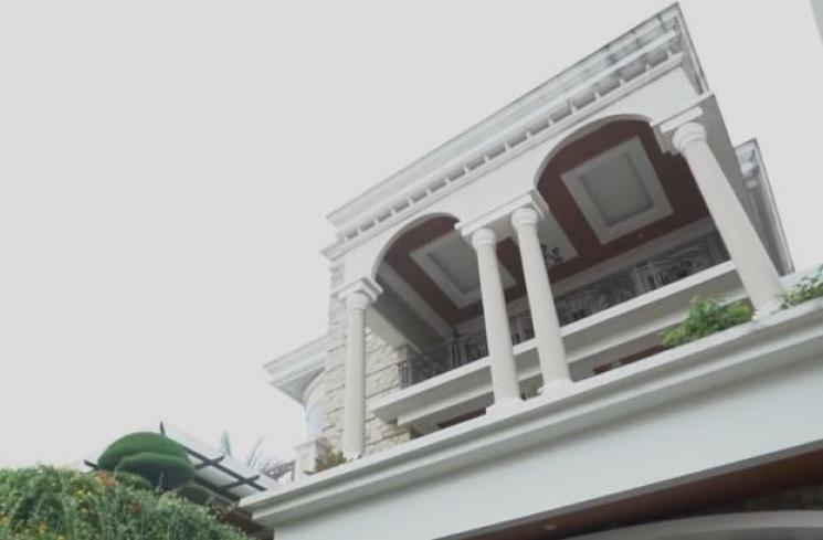 Harga Rumah Mewah Artis Indonesia. (Youtube/TAULANY TV)