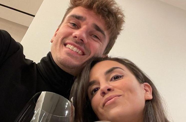 Potret Erika Choperena Istri Antoine Griezmann. (Instagram/@eri_chope)