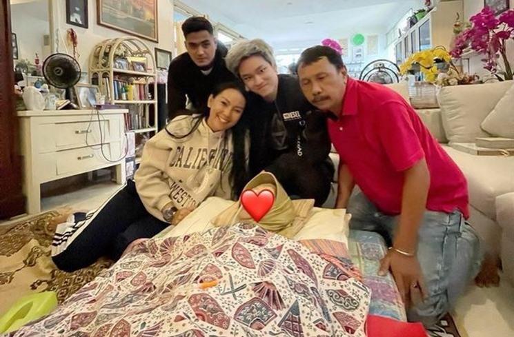 Artis Berseteru dengan Keluarga. (Instagram/kalinaocktaranny)