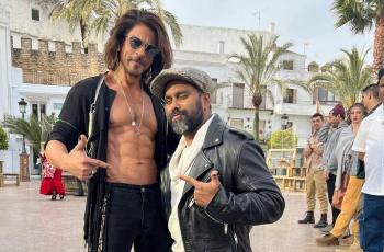 Film Pathaan Segera Tayang, Shah Rukh Khan Makin Sering Pamer Perut Six Pack: Dia Malu