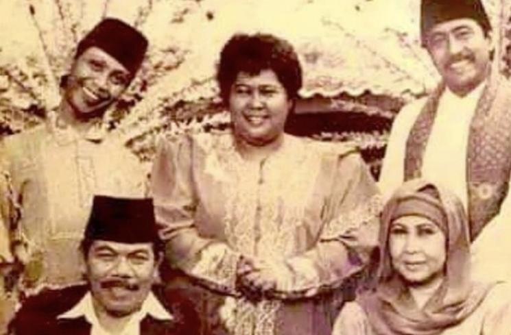 Potret Jadul Aminah Cendrakasih (Twitter/@ulinyusron)