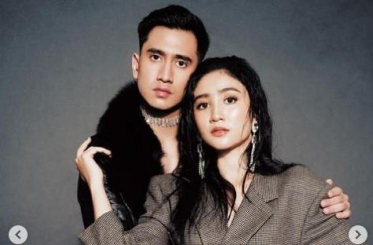 Photoshoot hot Verrell Bramasta dan Febby Rastanty. (Instagram/@winstongomez)