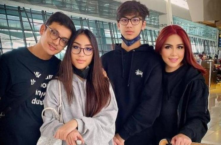 Potret terkini Khayra anak Gunawan. (Instagram/gunawan_sudrajat_real)