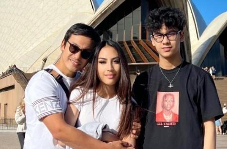 Potret terkini Khayra anak Gunawan. (Instagram/gunawan_sudrajat_real)