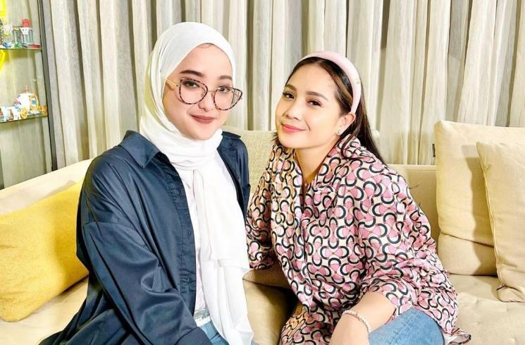 Profil Eveline Ovilia, Asisten Raffi Ahmad. (Instagram/evelineovilias)